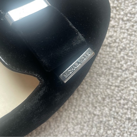 Michael Kors Kiera Velvet Ballet Flats Size 7 Black Silver Front Bow Women EUC - Picture 11 of 13